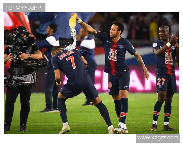 德甲激战巴黎圣日耳曼以4-3战胜切尔西全场沸腾瞬间回顾