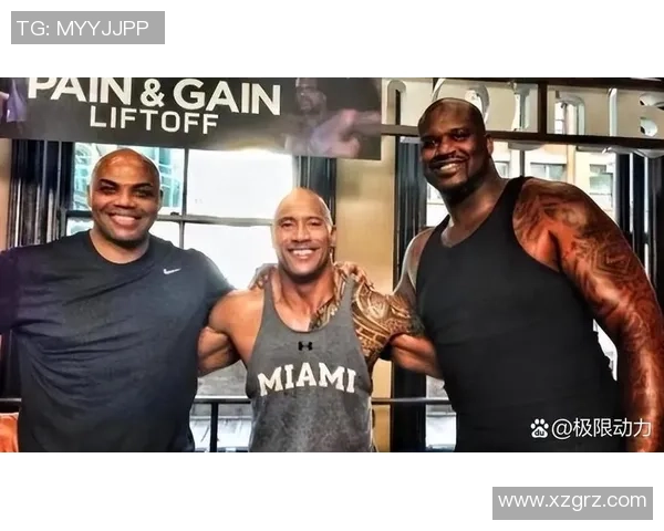 姚明与泰森的巅峰对决谁能在擂台上笑到最后